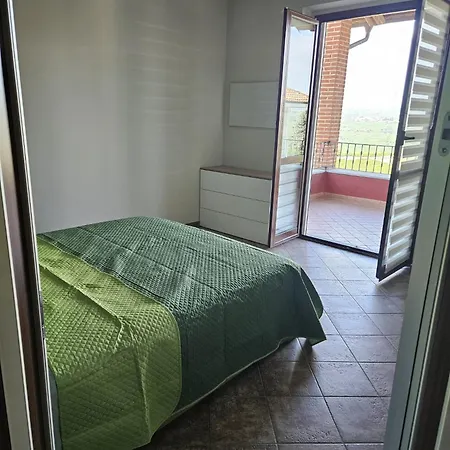 Semesterbostad A Casa Di Thelma Barolo