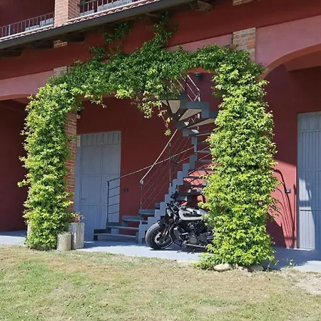 A Casa Di Thelma Ferienhaus Barolo